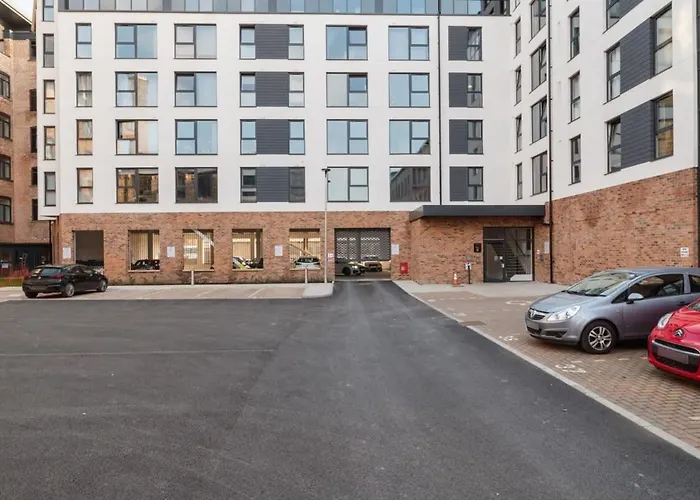Beautiful 2 Bed Apartment In A Converted Mill