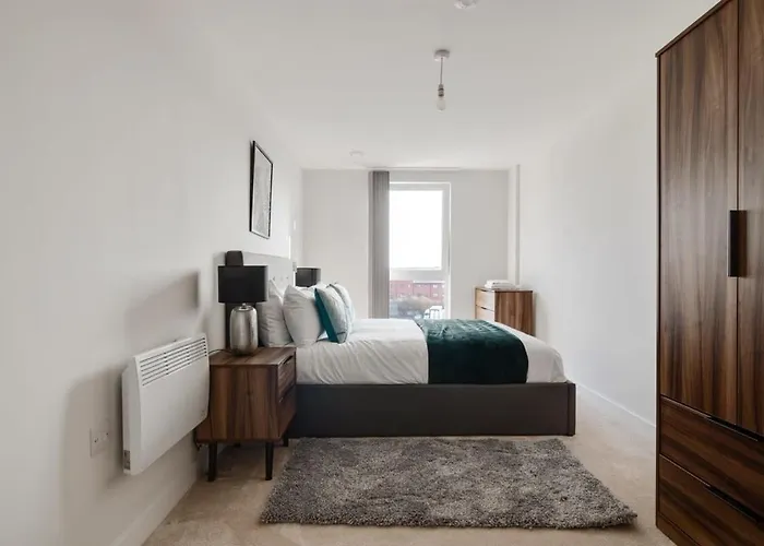 Beautiful 2 Bed Apartment In A Converted Mill