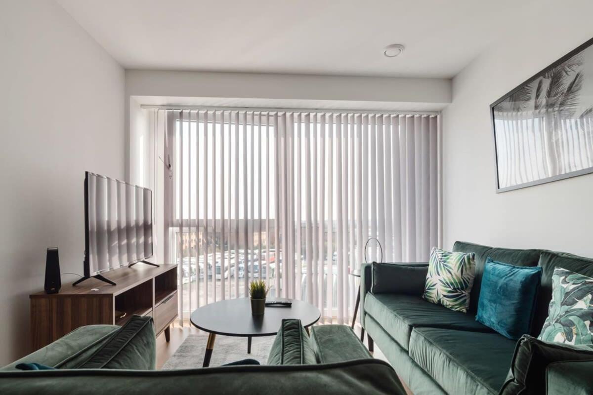 Beautiful 2 Bed In A Converted Mill Appartamento *